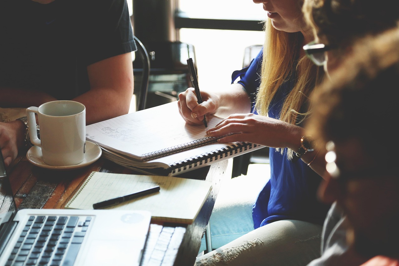 Comment transformer une idée en entreprise rentable en moins de 6 mois ?